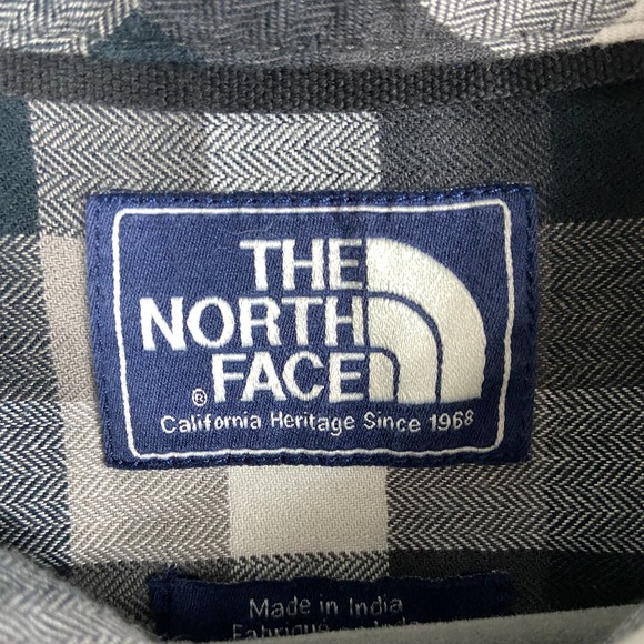 The North Face Plaid Long Sleeves Button Down Shirt Size Small - Picture 3 of 8